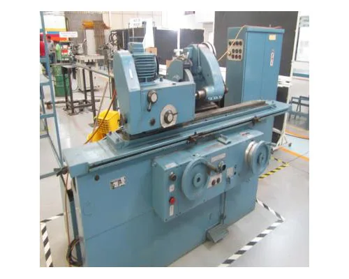 Rectificadora cilíndrica szerszamg modelo KC250-C3